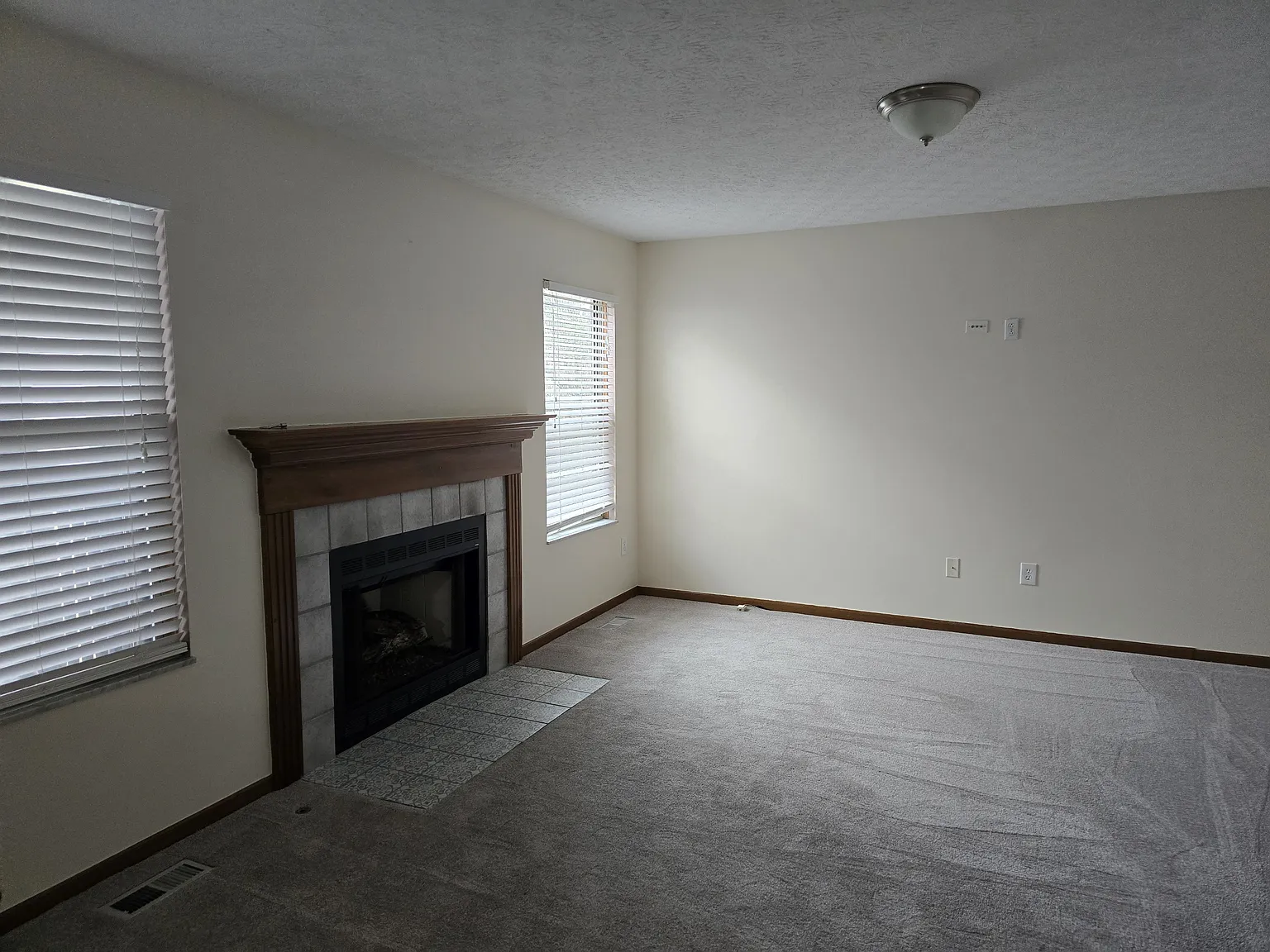 905 Glyn Morgan Court - 1 — Photo 2