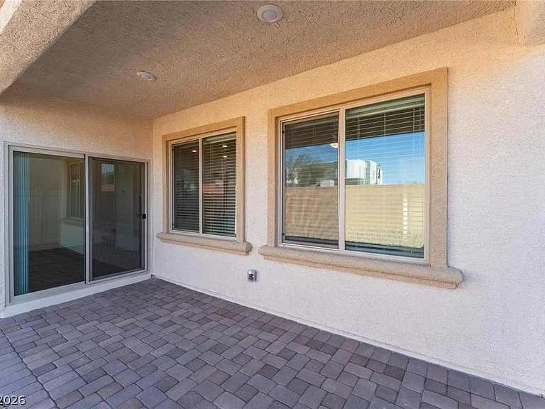 4149 Gold Desert St — Photo 36