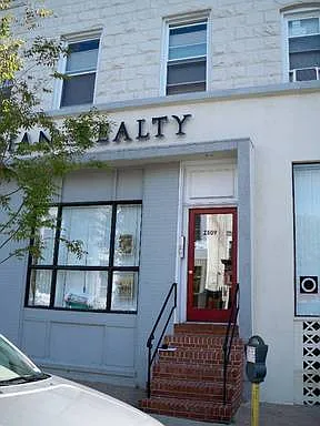 2509 St. Paul St. — Photo 2
