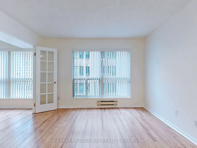 7 Carlton St #708 — Photo 6