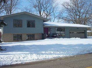 1929 Indian Trail Dr, West Lafayette, IN 47906