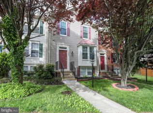 19883 Fieldgrass Sq, Ashburn, VA 20147