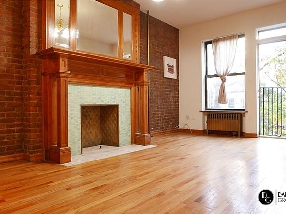 2nd image of 316 W 102nd St APT 3B
