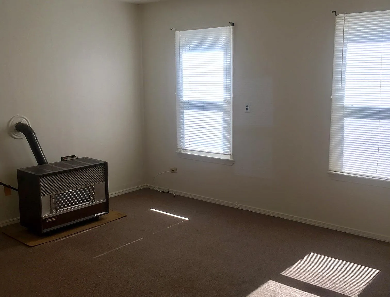 117 Mott St — Photo 2