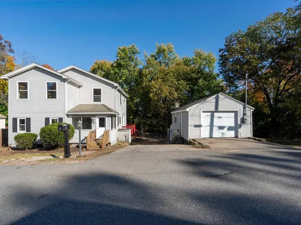 5 1st Street, Bedford, NH 03110