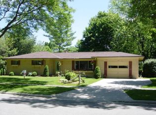 714 Columbia Rd, Midland, MI 48640