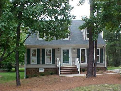 2nd image of 118 Lakeshore Dr