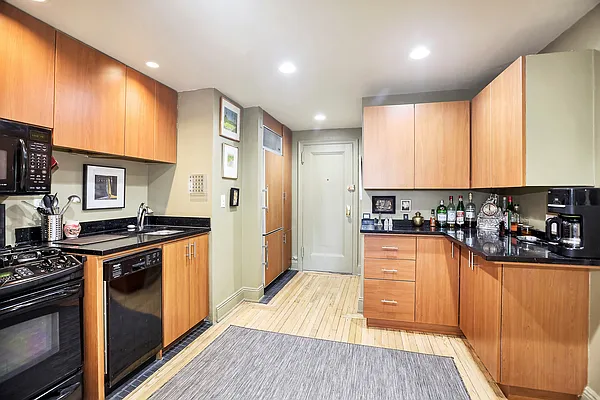 Sold by Compass | media 15