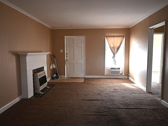 3rd image of 2214 Fillmore St