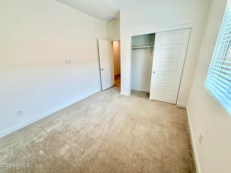 948 E Wiley Way — Photo 13