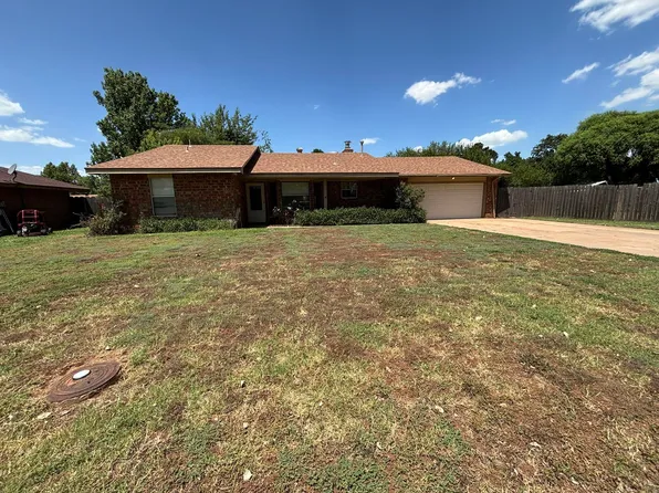 3110 Highland Dr, Enid, OK 73701