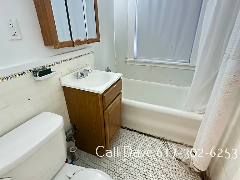 1626 Commonwealth Ave #14 — Photo 7