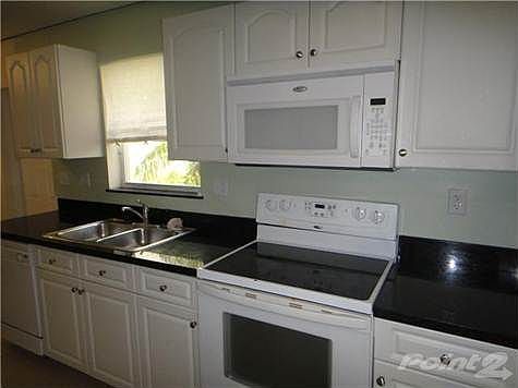 2nd image of 215 NW 14th Ave