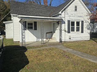 802 E Reeves St, Marion, IL 62959