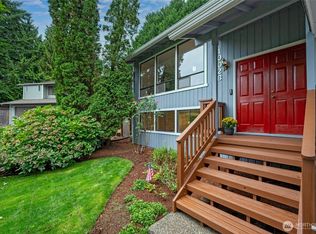 10026 NE 140th St, Kirkland, WA 98034