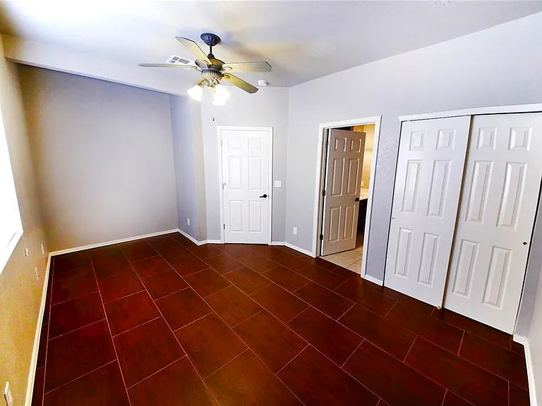 10132 Dyer St #8 — Photo 7