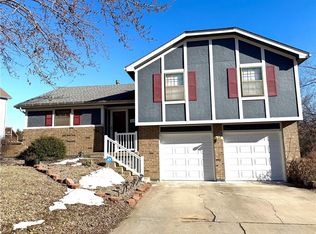 525 N 75th Ter, Kansas City, KS 66112