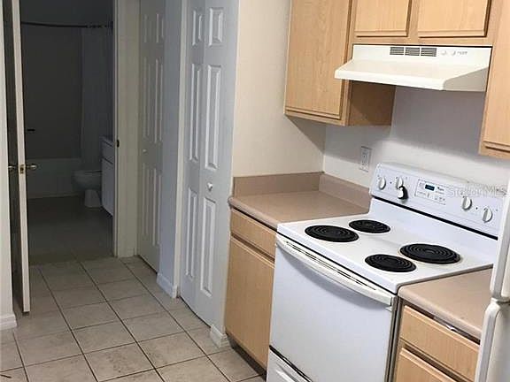 4th image of 10831 Windsor Walk Dr #1205