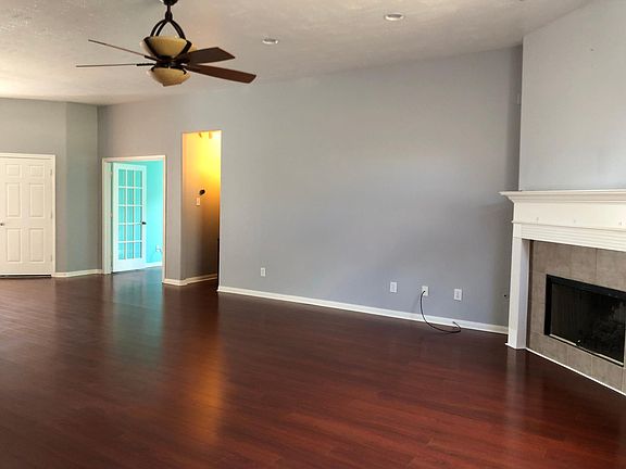 3rd image of 6443 Stone Landing Ln