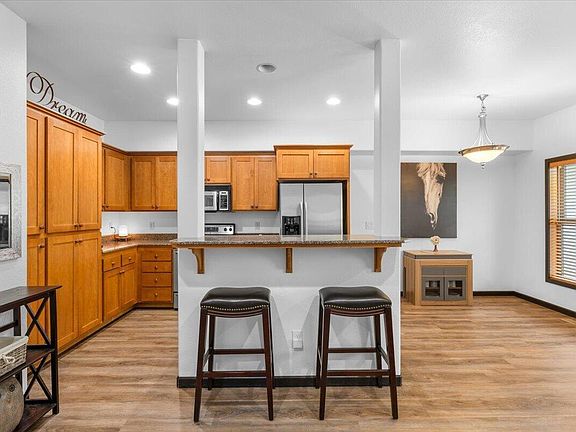 5th image of 3126 Alameda St Unit 317