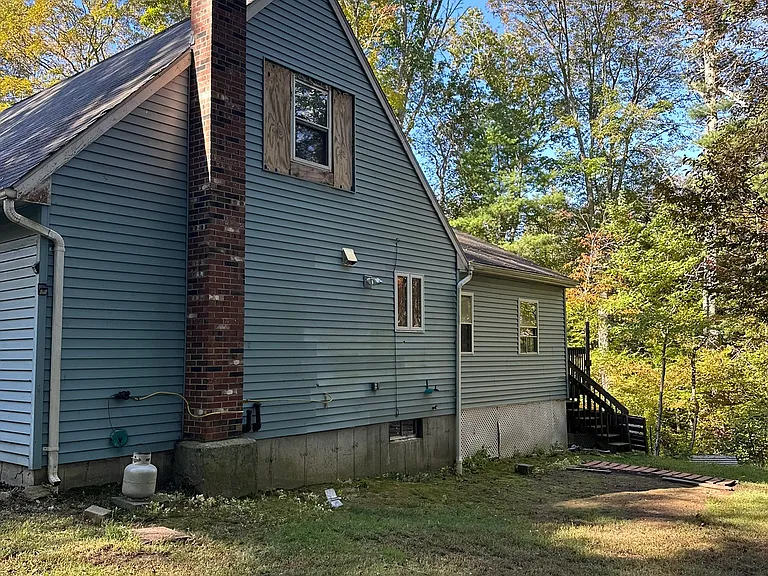 148 Wales Rd — Photo 5