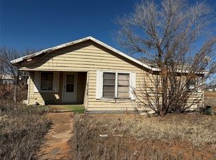 386 County Road 812, Sylvester, TX 79560