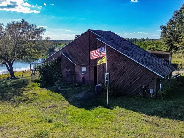 703 Lake Ada Blvd, Dundee, FL 33838