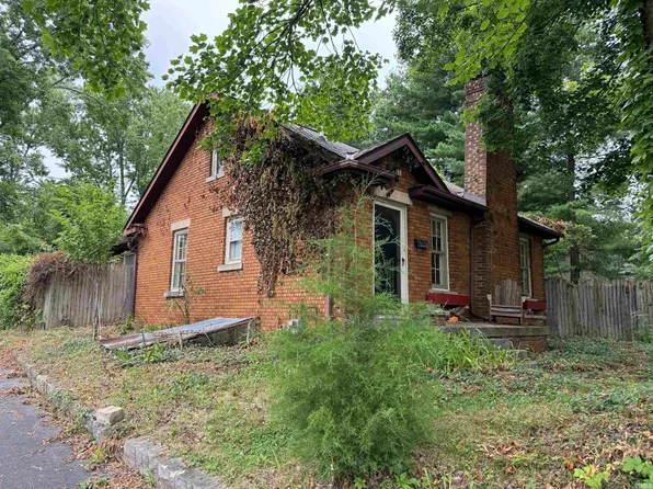115 E Southern Dr, Bloomington, IN 47401