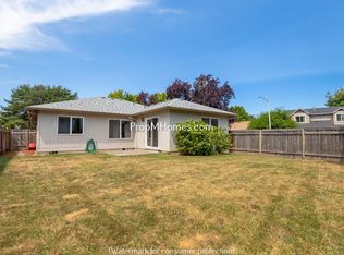 790 SW 202nd Ter, Beaverton, OR 97003
