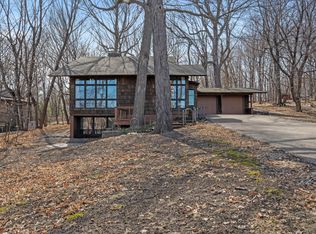 27665 Island View Rd, Shorewood, MN 55331