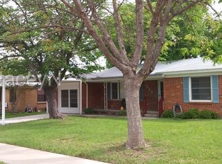 513 Odie Dr, White Settlement, TX 76108