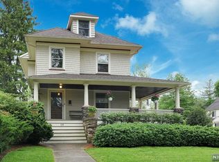 125 Doremus Ave, Ridgewood, NJ 07450