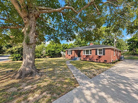 2nd image of 3727 Maybank St