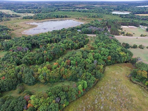 5th image of 8055 Fawn Lake Dr NE