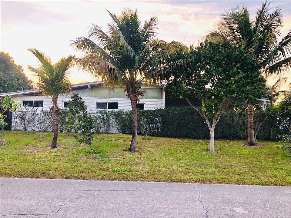 1st image of 7957 S Lake Drive