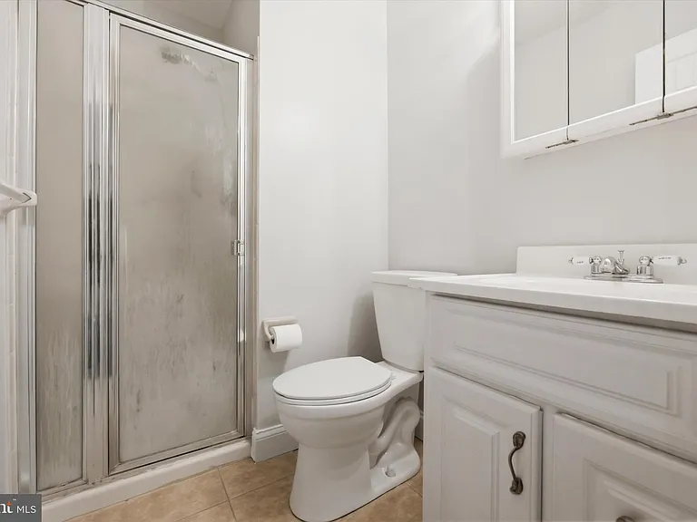 34 Kelmar Ave — Photo 9