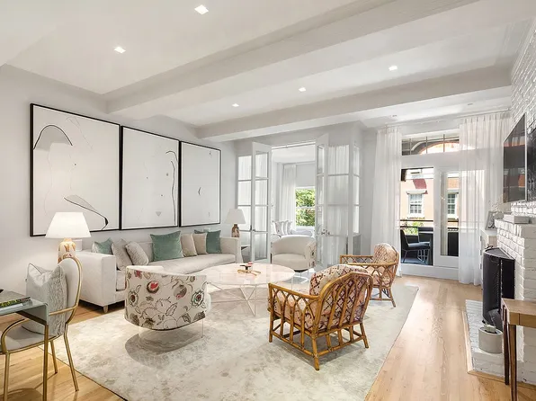822 Greenwich St APT 2G, Manhattan, NY 10014