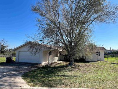 357 Mango Dr, Zapata, TX, 78076