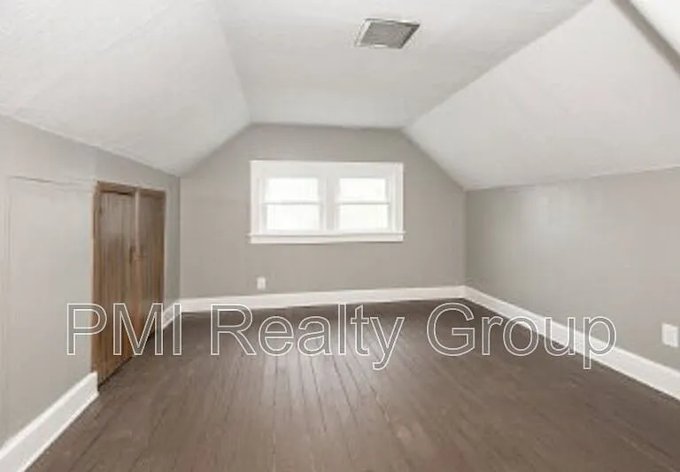 888 Evangeline Rd — Photo 26