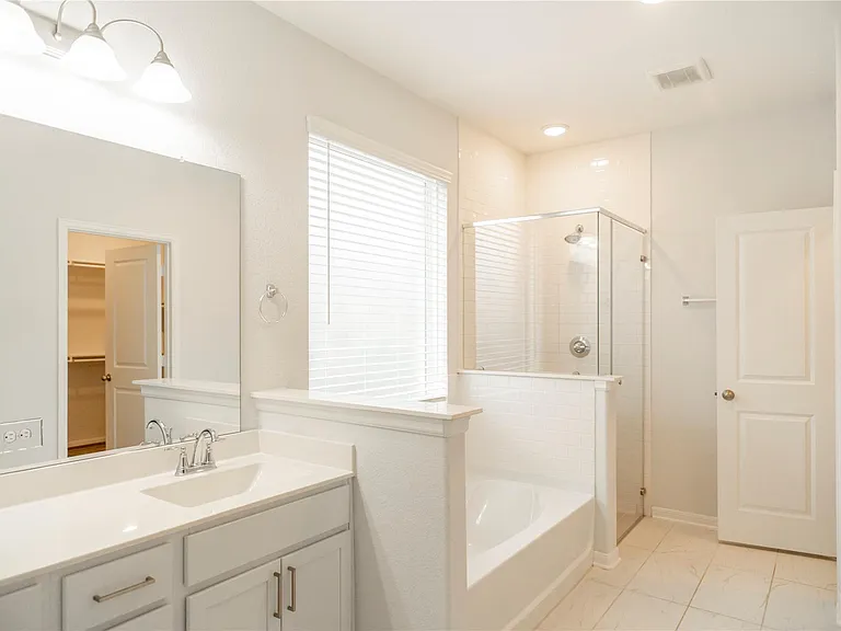 208 Cambria Green Ln — Photo 20