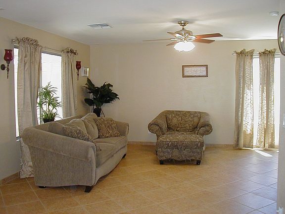 3rd image of 9719 E Baltimore Cir