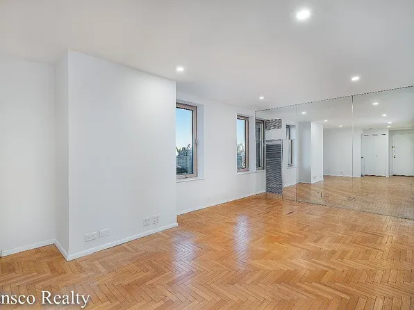 106 Central Park S APT 20B, New York, NY 10019