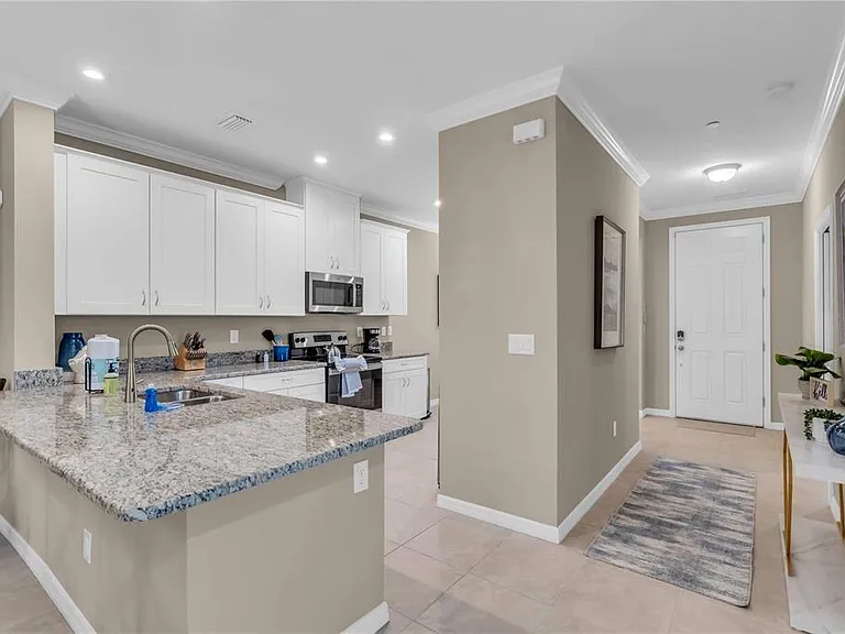 12413 Osorio Ct #101 — Photo 11