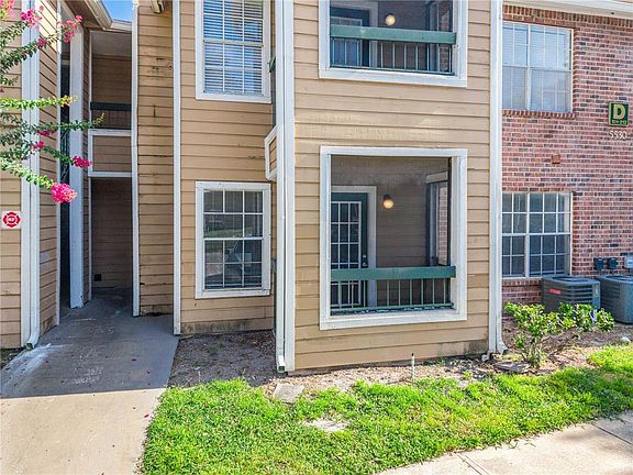 4th image of 5530 CHRISHIRE WAY #D109