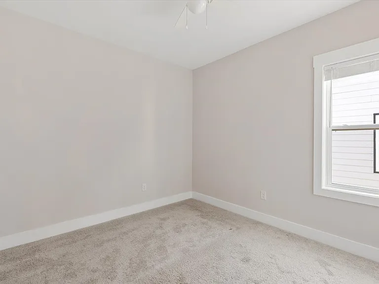 2129 Big Falls Dr — Photo 34