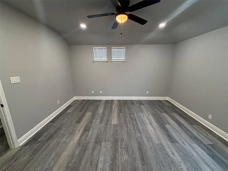 12230 Kleinmeadow Dr — Photo 28