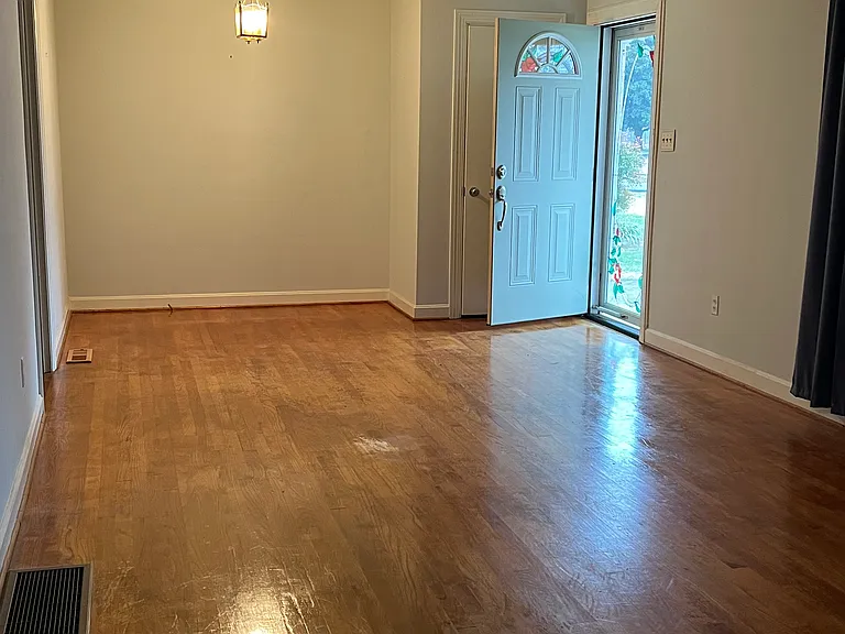 448 Bellevue Ave — Photo 9
