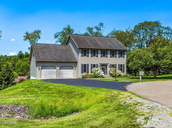 806 River Hill Dr, Danville, PA 17821