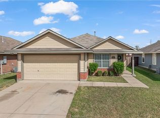 2104 Forge Hill Rd, Bryan, TX 77801
