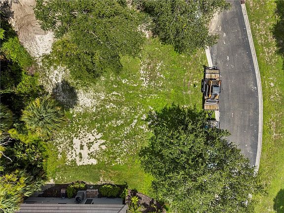 4th image of 27165 Serrano WAY